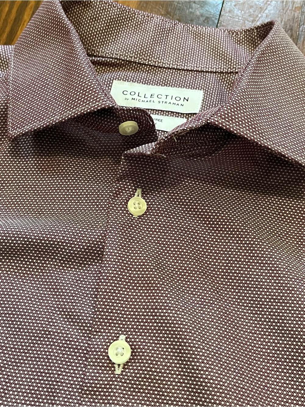Collection by Michael Strahan Men's Burgundy Micro-Pattern Button Down Shirt